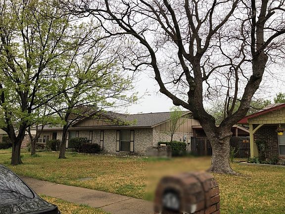 3rd image of 513 Colonial Dr