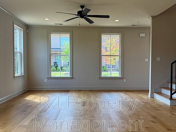 5th image of 924 Aldwick Dr