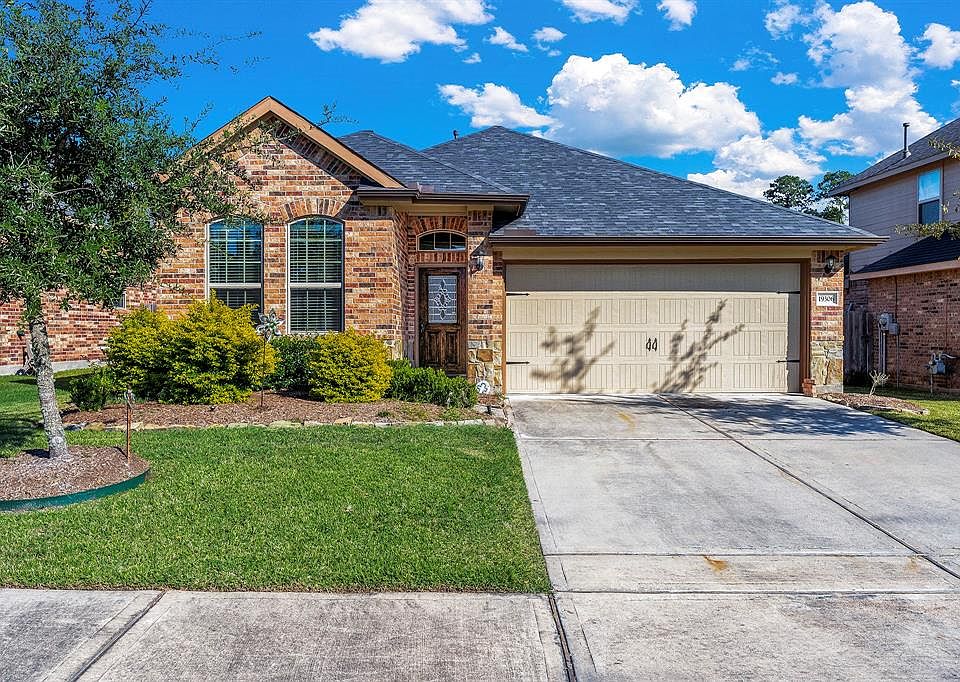 1st image of 19306 Dockside Hill Ln