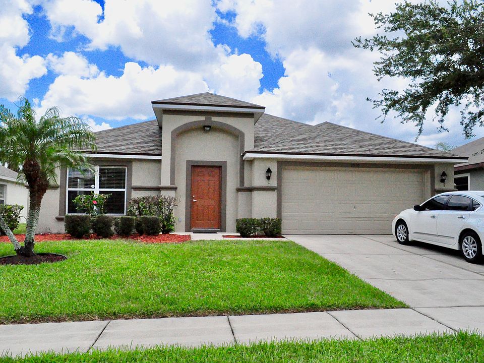 1st image of 2910 White Cedar Cir