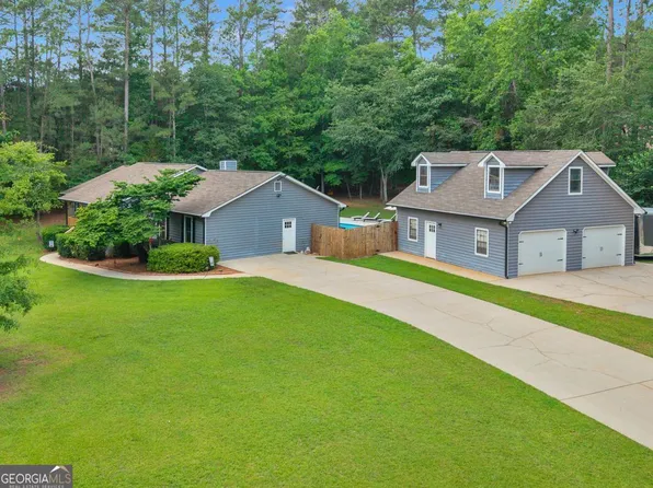 95 Green Valley Cir, McDonough, GA 30252