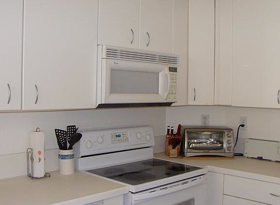 4th image of 10918 NW 67th Ter