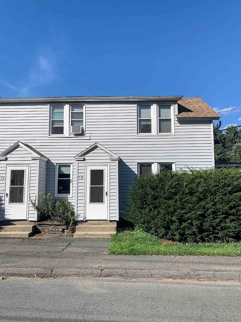 12-16 Hockanum Road — Photo 4