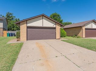 9609 Berkley Ct, Oklahoma City, OK 73162