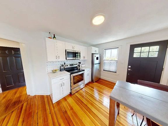 3rd image of 154 Granite St #2