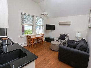 27 Lakeview Ter #2, Burlington, VT 05401