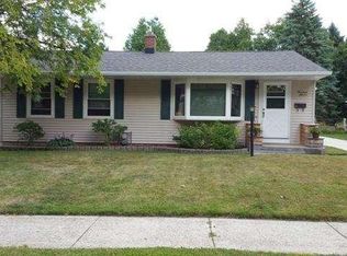 1411 N 4th St, Manitowoc, WI 54220