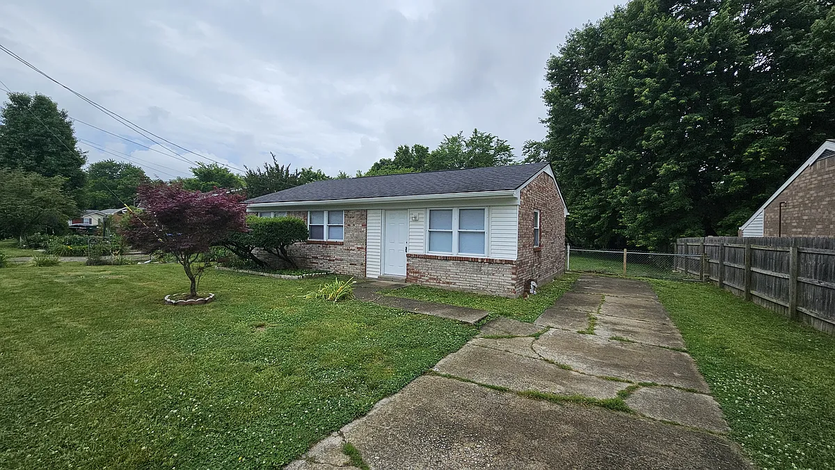 Building Photo - 9420 Chambers Way