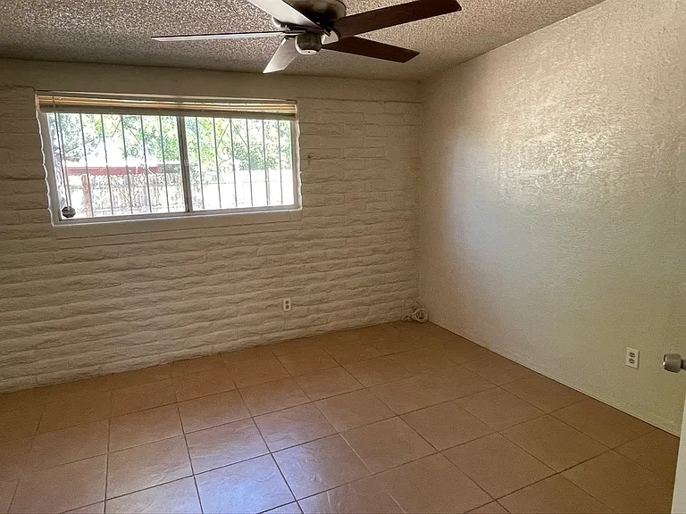 7655 E Tulip Tree St — Photo 26