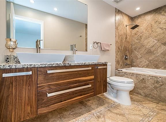 5th image of 3708 Woodbrook Ct