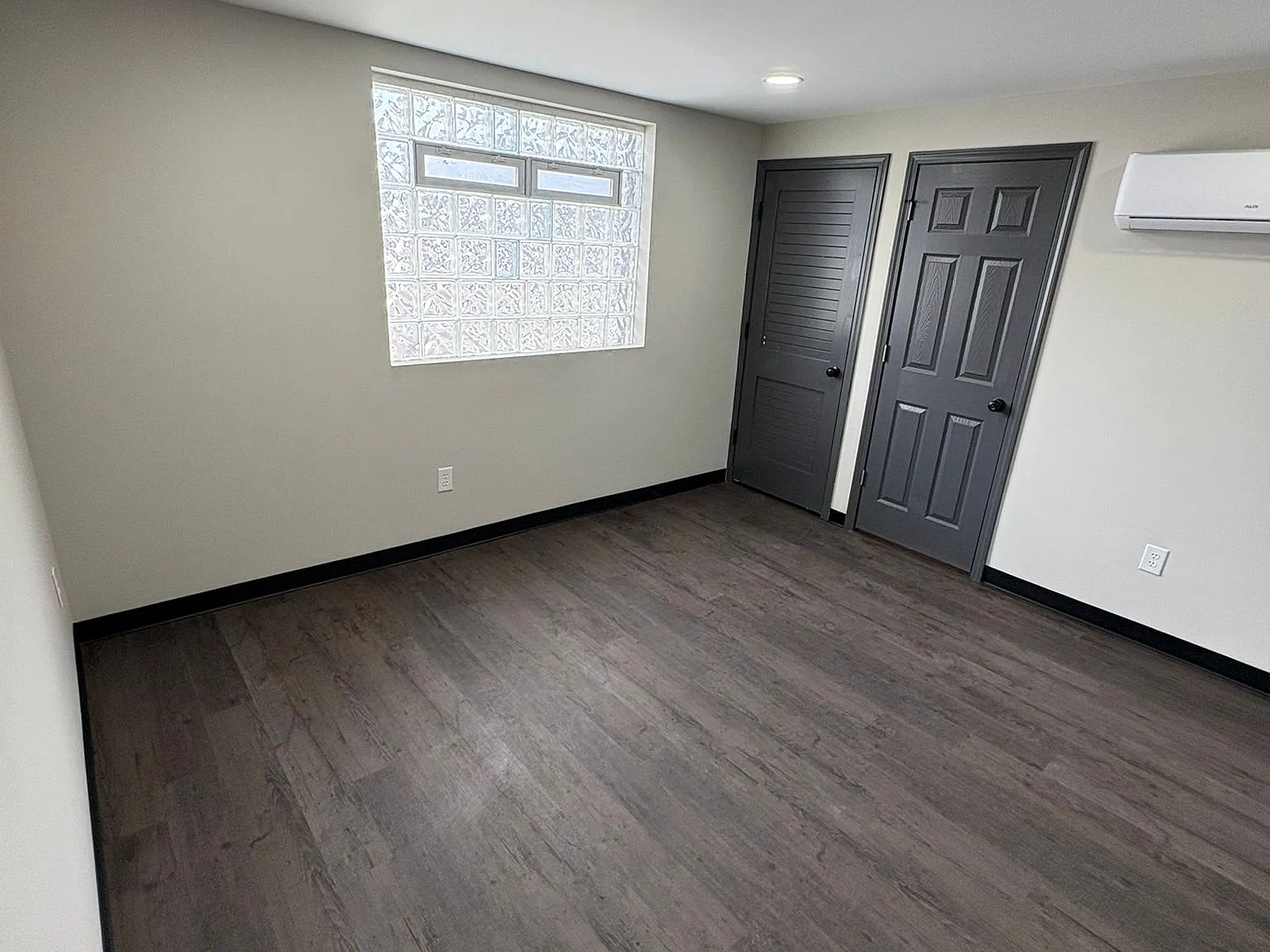 572 S Nelson Rd Columbus, OH 43205 - J — Photo 2