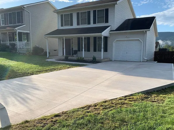 159 Laurel Run Cir, Williamsport, PA 17701