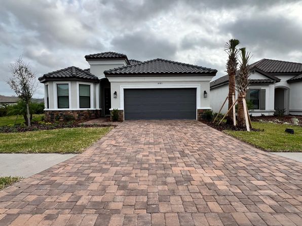 4583 Crestpoint Way, Palmetto, FL 34221 – 3-bedroom rental in Palmetto