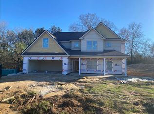 18 Shiloh Dr, Fort Mitchell, AL 36856