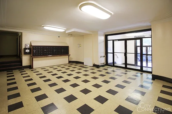 Rented by City Connections Realty | media 20