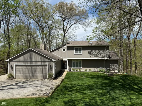 7809 S Solitude Ln, Trafalgar, IN 46181