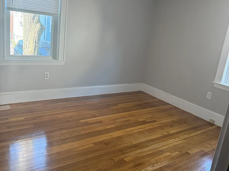 74 Chapman St #2 — Photo 8