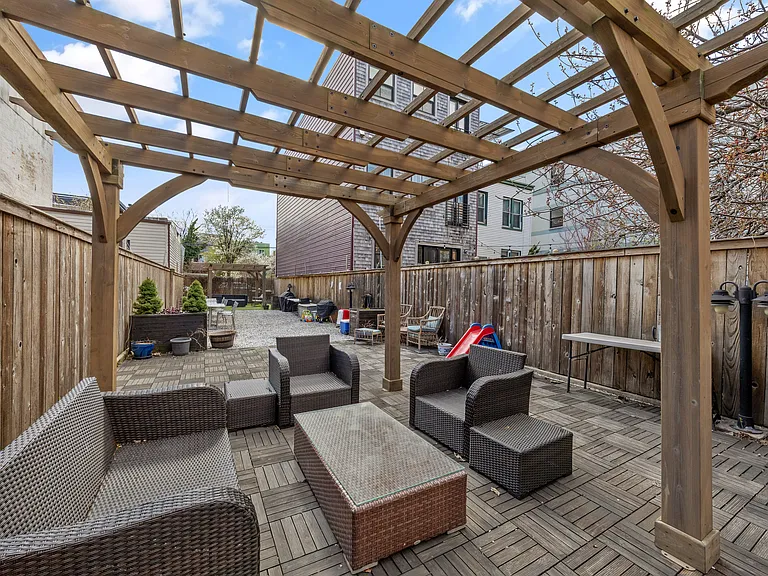79 Wolcott St #206B — Photo 9