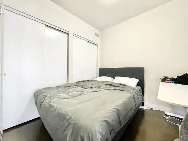 1st image of 221 Union St #8