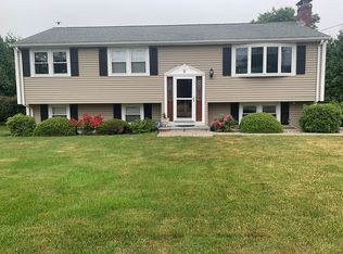 5 Denise Dr, Randolph, MA 02368
