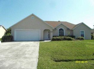 849 SE Sweetbay Ave, Port Saint Lucie, FL 34983