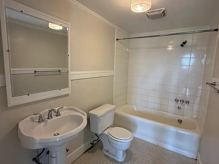 244 W 13th St #5 — Photo 8