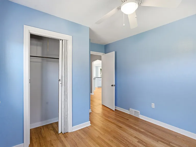 257 Moreland Rd — Photo 25