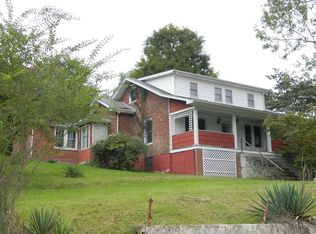 1025 Chatham Hill Rd, Marion, VA 24354