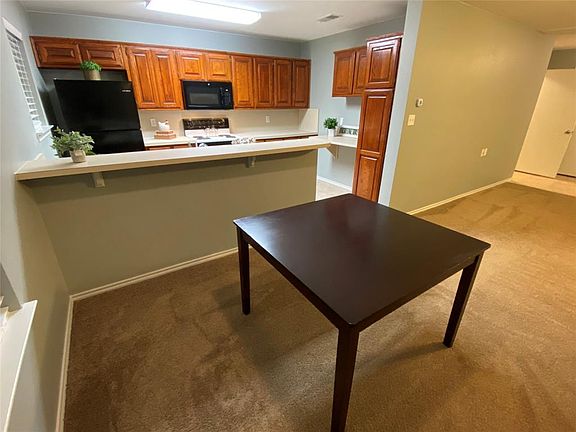 4th image of 4073 Fm 813 APT 23
