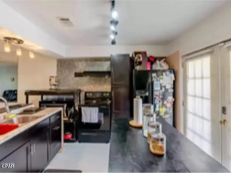 6401 Causeway Rd — Photo 17