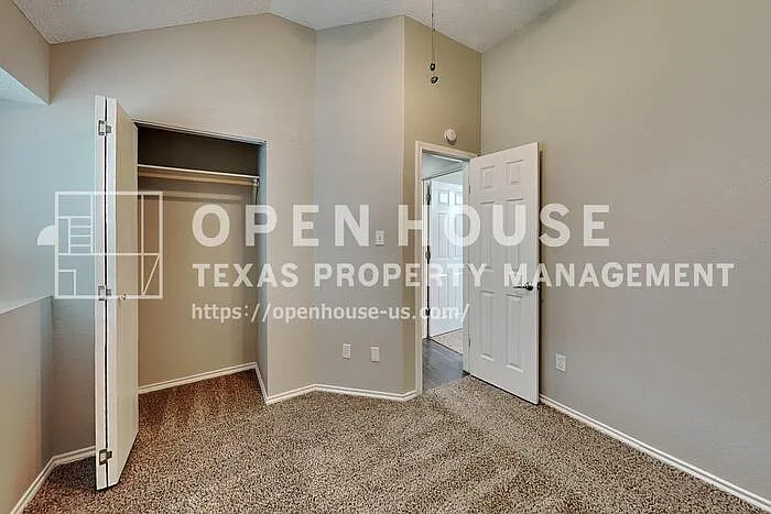 8708 Pedernales Trl — Photo 18