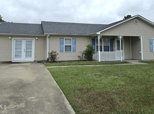 1001 Sundown Dr, Elizabeth City, NC 27909
