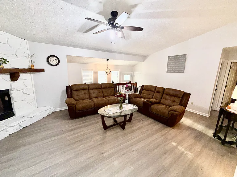 626 Sunshine Trce NW — Photo 21