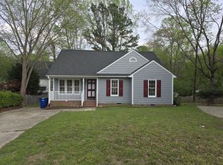 2312 Fields Of Broadlands Dr, Raleigh, NC 27604