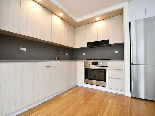 66 Ainslie Street image 1 of 8
