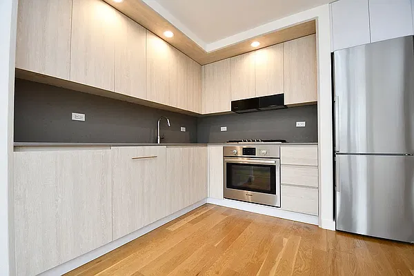 Kitchen, photo 1