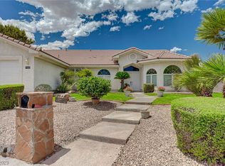 9365 Lindell Rd, Las Vegas, NV 89139