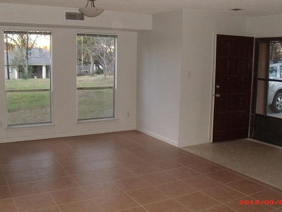 3rd image of 12004 Pollyanna Ave #B