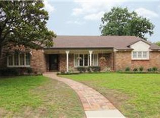 9311 Silver Lake St, Houston, TX 77025