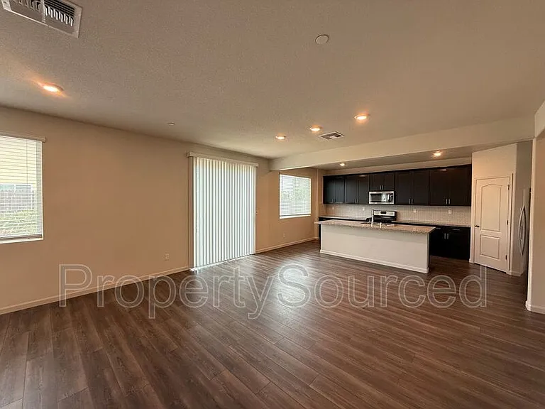 2957 Mokelumne Ct — Photo 10