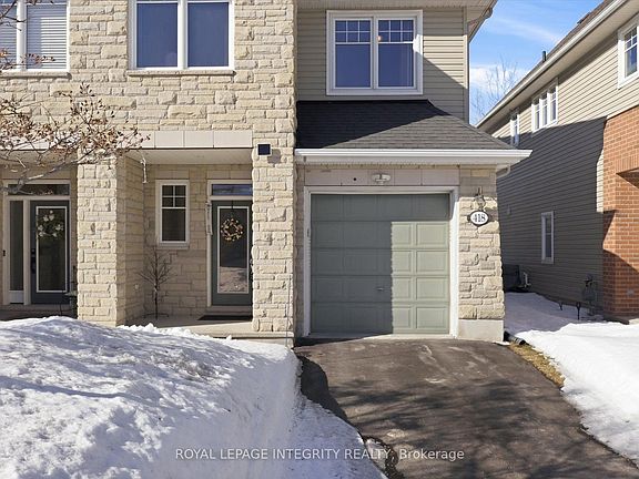 3rd image of 418 Rochefort Cir