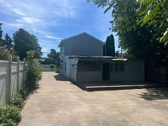3rd image of 42 Milton St