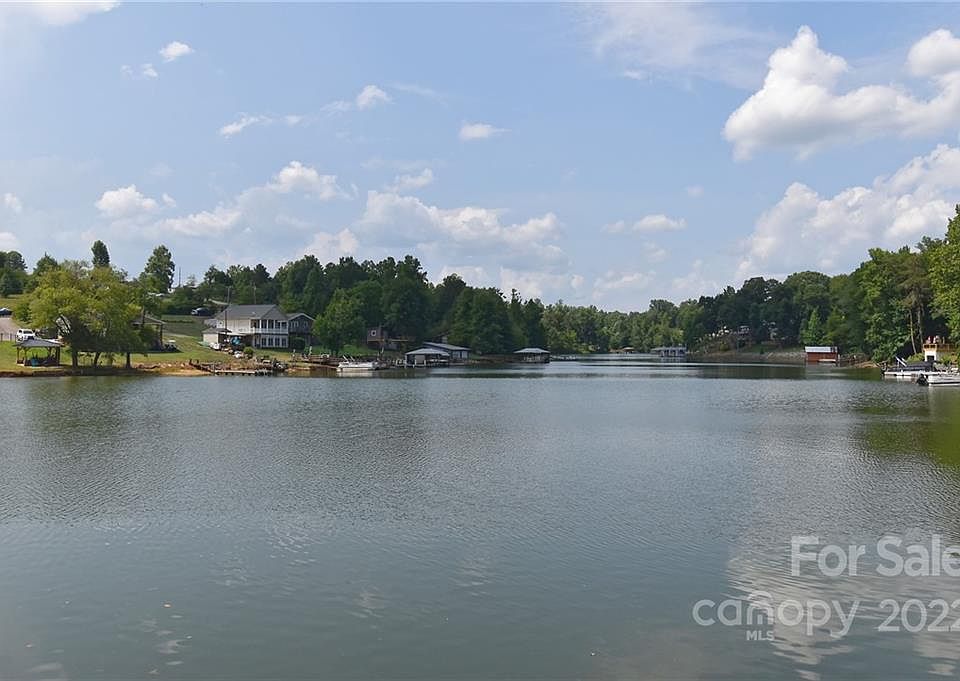 1st image of 247 Michaels Gap Ln