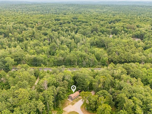 3rd image of 330 Gibbs Road