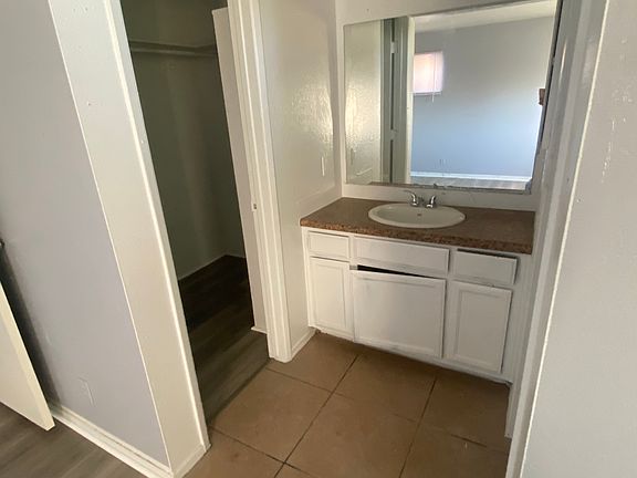 5th image of 40260 Mayberry Ave APT 2