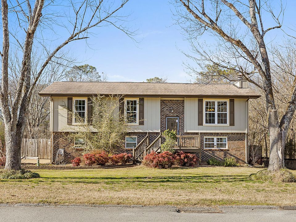 1st image of 285 Meadow Green Dr