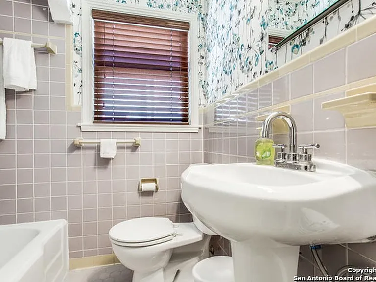 433 Bryn Mawr Dr — Photo 16