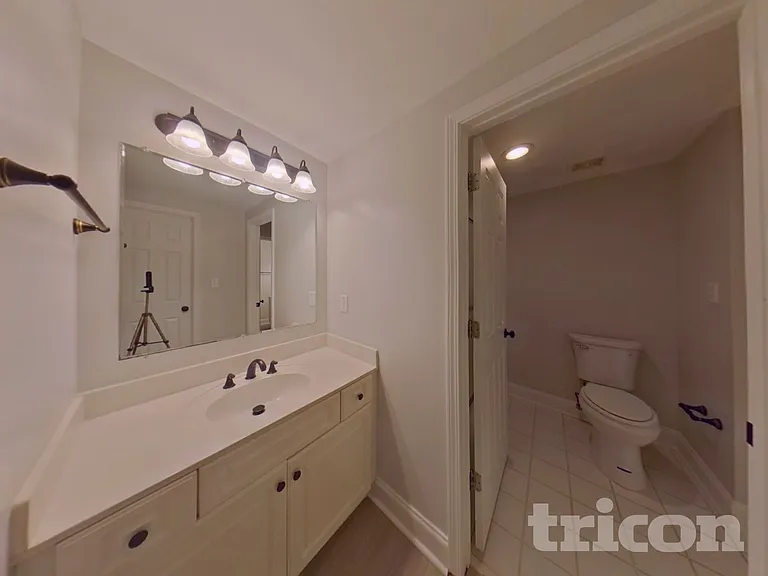 100 Wyngate Dr — Photo 16