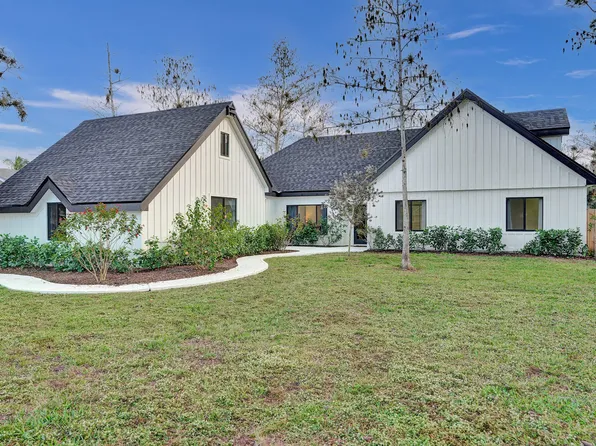 910 Foresteria Avenue, Wellington, FL 33414