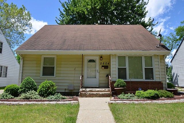 1st image of 2604 Ellen Ave